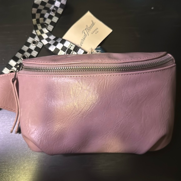 Universal Thread Purple Faux Leather Checkered Strap Belt Bag Fanny Pack NWT - Picture 1 of 9